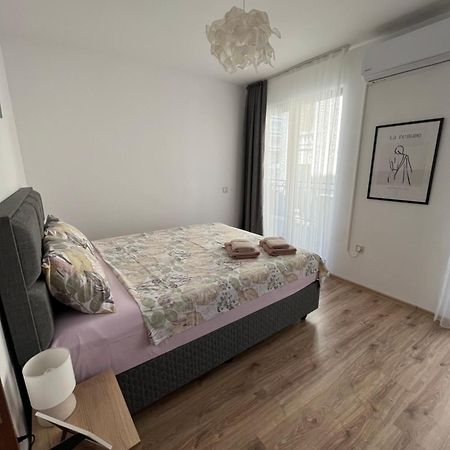 Azzurro Premium Apartment On Bulevard Bogoridi Burgas Zewnętrze zdjęcie
